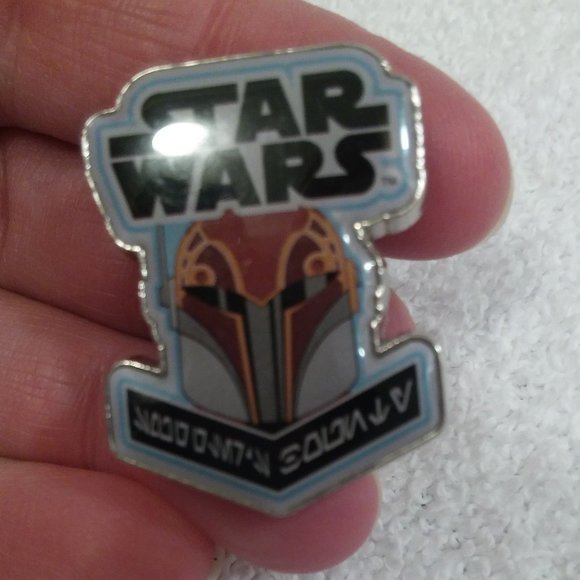 *FINAL PRICE*Funko Star Wars Pins Set of 5 - Picture 6 of 7